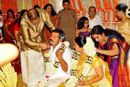 Tamil Actress Seetha and Satish Wedding Photos Love Story and Divorce