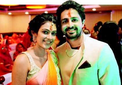 Aakanksha Singh and Kunal Sain Engagement and Wedding Pictures Love Story Marriage Year Album  05