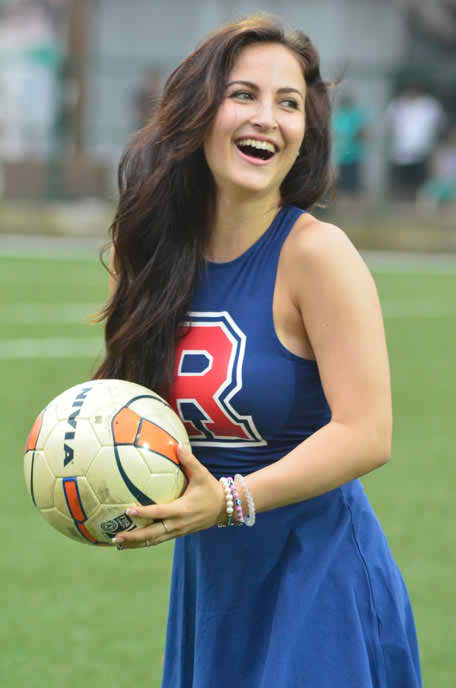 Elli Avram Age Height Feet Weight Body Measurements Abs Bra Cup Sizes
