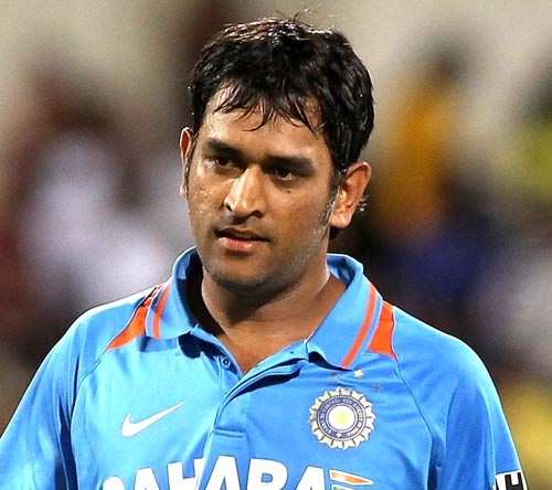 M.S Dhoni Favourite Food Actress Colour Things Cricketer Songs Movie Footballer