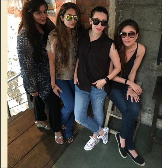 Kareena Kapoor 35 Birthday Party Pictures 2015 With Karisma Kapoor, Saif, Amrita Arora  01