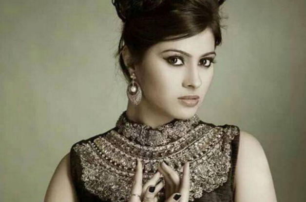 Aparna Dixit Wiki Bio DOB Age Boyfriend Biodata| Kalash Serial Actress Devika Real Name