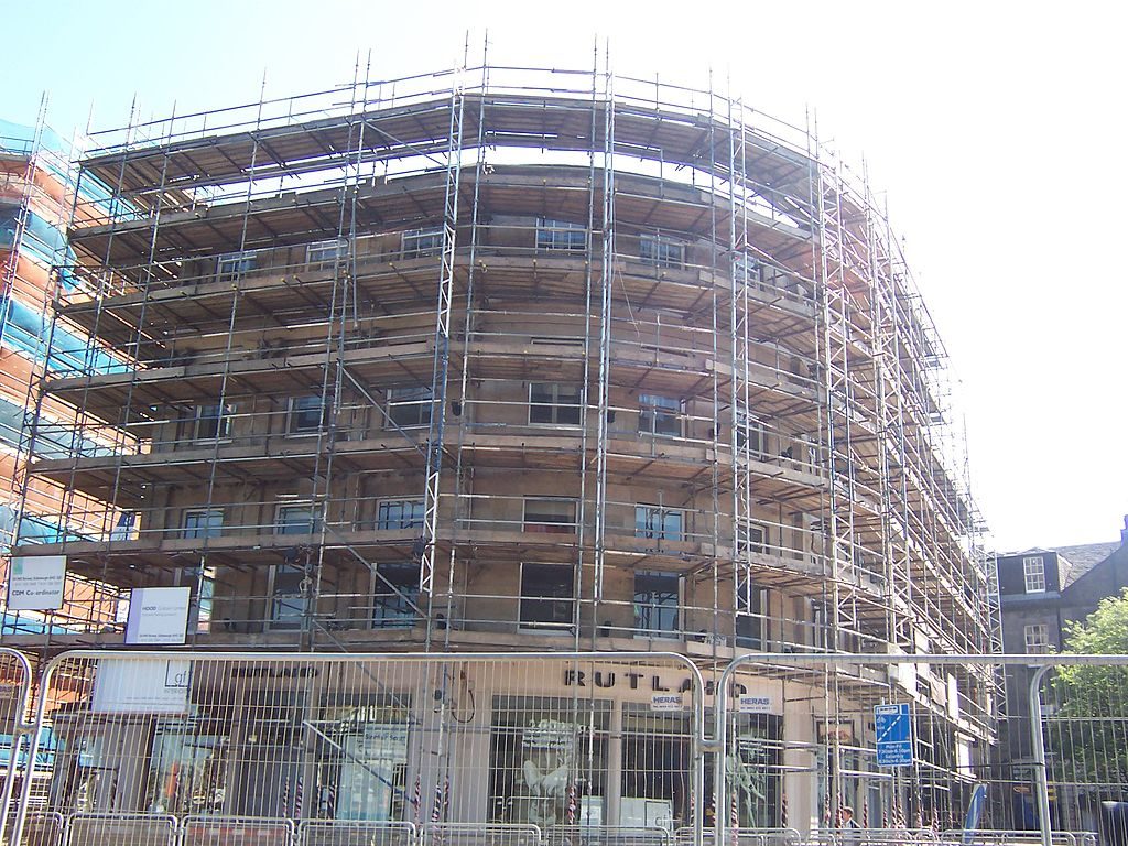 Scaffolding renting price for a building