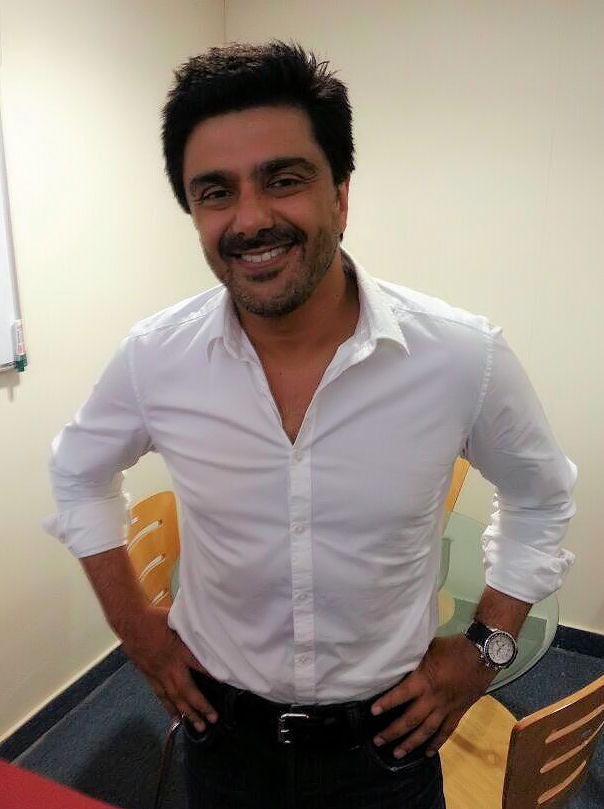 Samir Soni Height Body Measurements Age Haircut Biceps Chest Weight