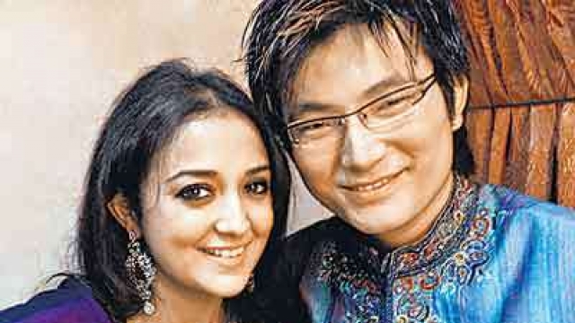 Monali Thakur Husband Name Wedding Pictures Dress Marriage Date