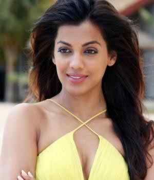 Mugdha Godse Date of Birth and birthday pictures