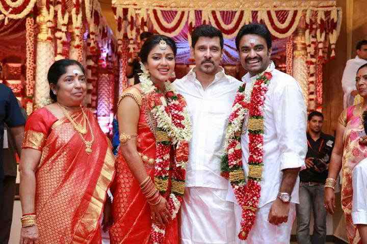 Amala Paul Wedding family guest picture free download