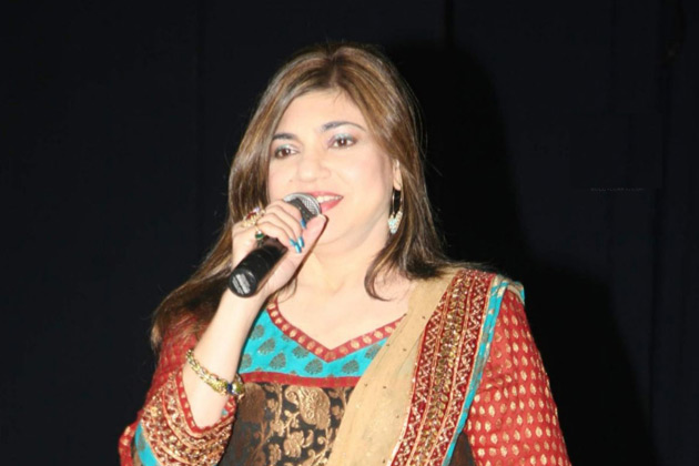 Alka Yagnik Favourite Things Songs Food Colour Music Director Perfume Horrible Designer