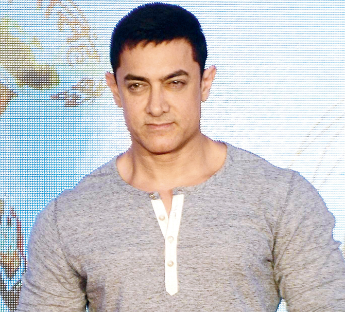 Aamir Khan Height Weight Age 2016 Body Measurements Biceps Triceps Chest Size