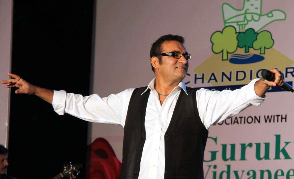 Abhijeet Bhattacharya Bigg Boss Contestant Workout Diet Place Gym Yoga Exercise  02