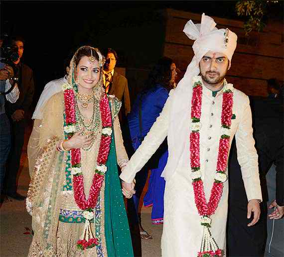Dia Mirza Wedding Reception Husband Name Married Date