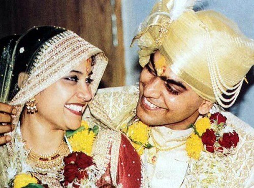 Renuka Shahane Husband Name Wedding Second Marriage Photos 