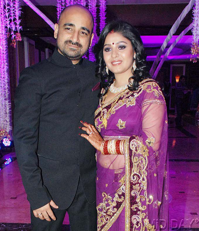 Sunidhi Chauhan Wedding day pictures with second husband