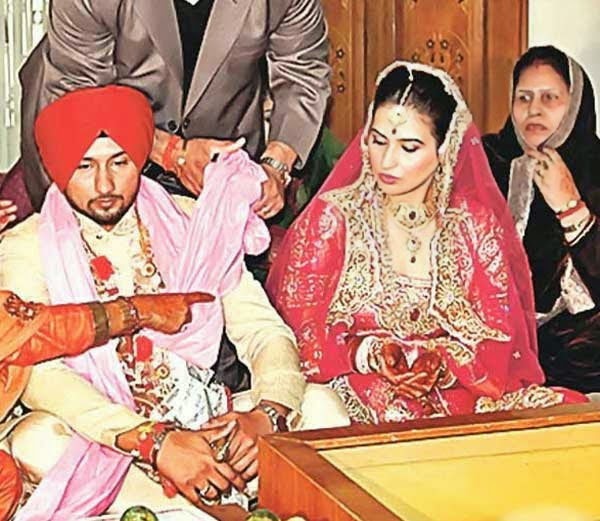 Yo Yo Honey Singh ex girlfriend before and after marriage photos