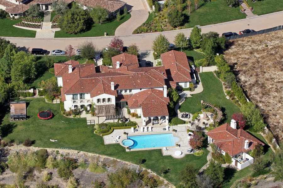 Khloe's house